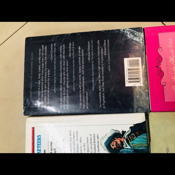 🎁Set of 4 hardcover books - Picture 7 of 10